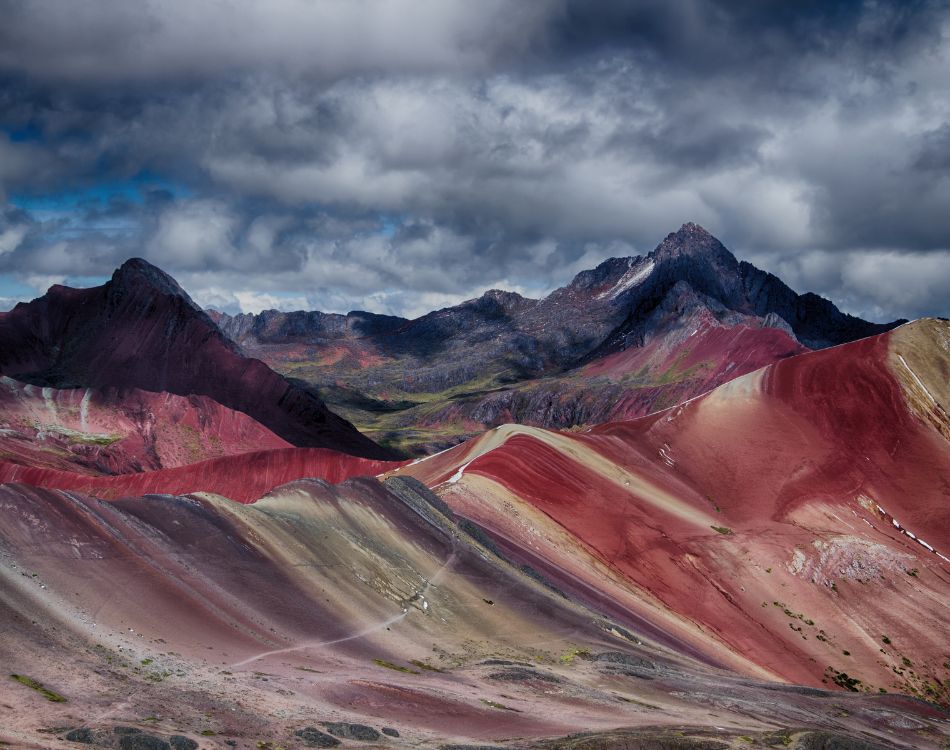 MOUNTAIN OF COLORS TREKKING SHARED GROUP