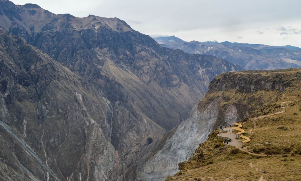 How to Get to Colca Canyon from Cusco: Your Complete Travel Guide